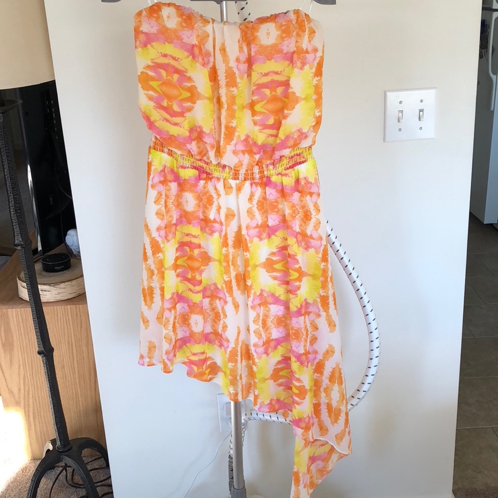 Brand new summer Guess dress